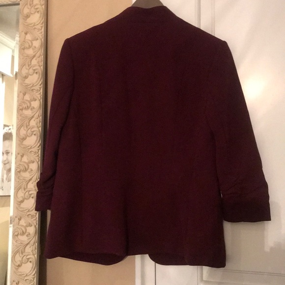 Blazer - Picture 2 of 4